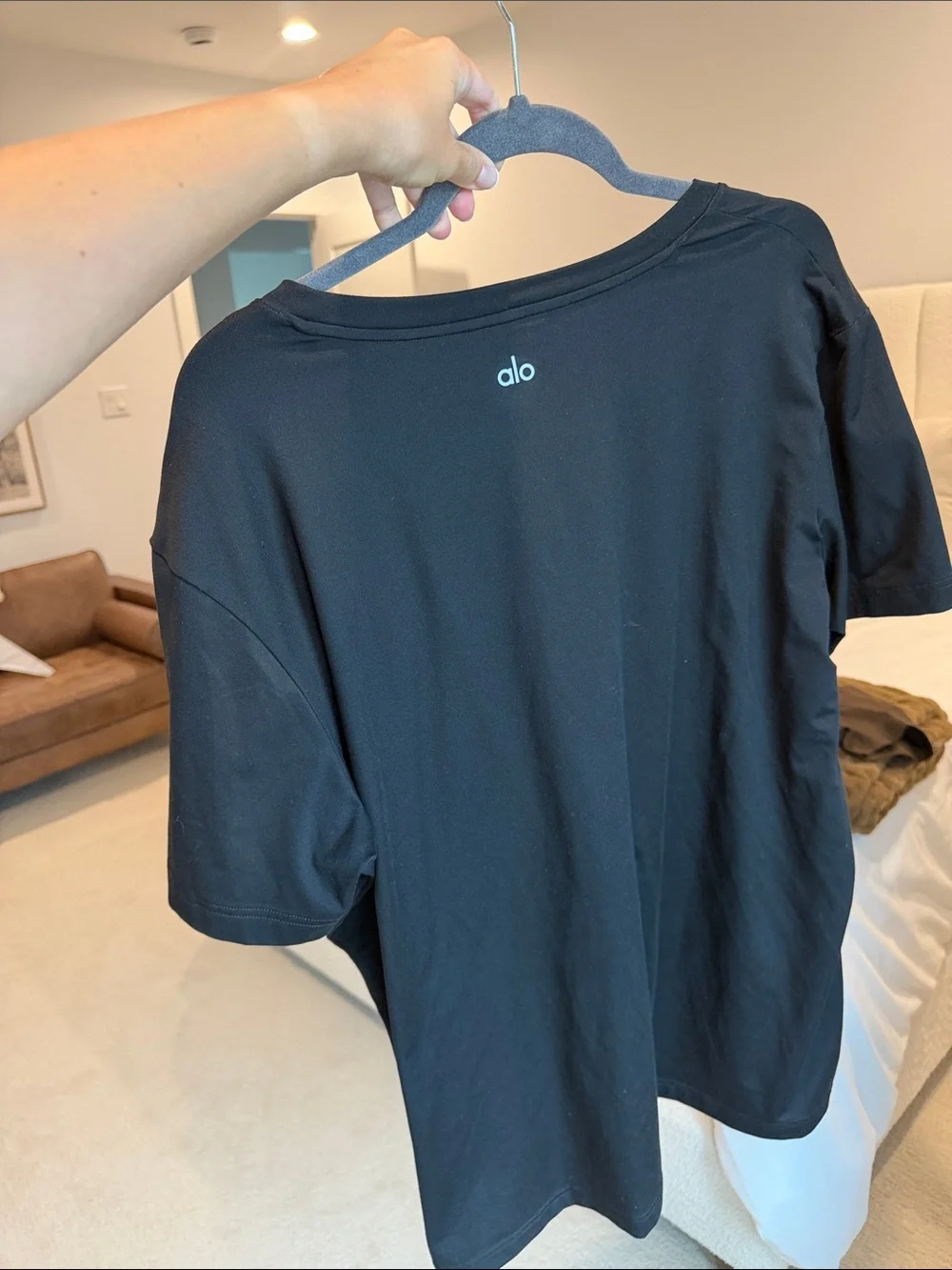 ALO Yoga Black Short Sleeve Crew Tee for Men